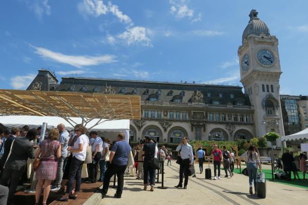 L'îlot frais inauguré sur le parvis de la gare de Lyon - ©JGP