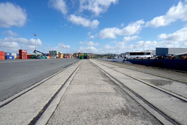 Un cluster pourrait etre experimenté à partir du port de Gennevilliers - ©Jgp